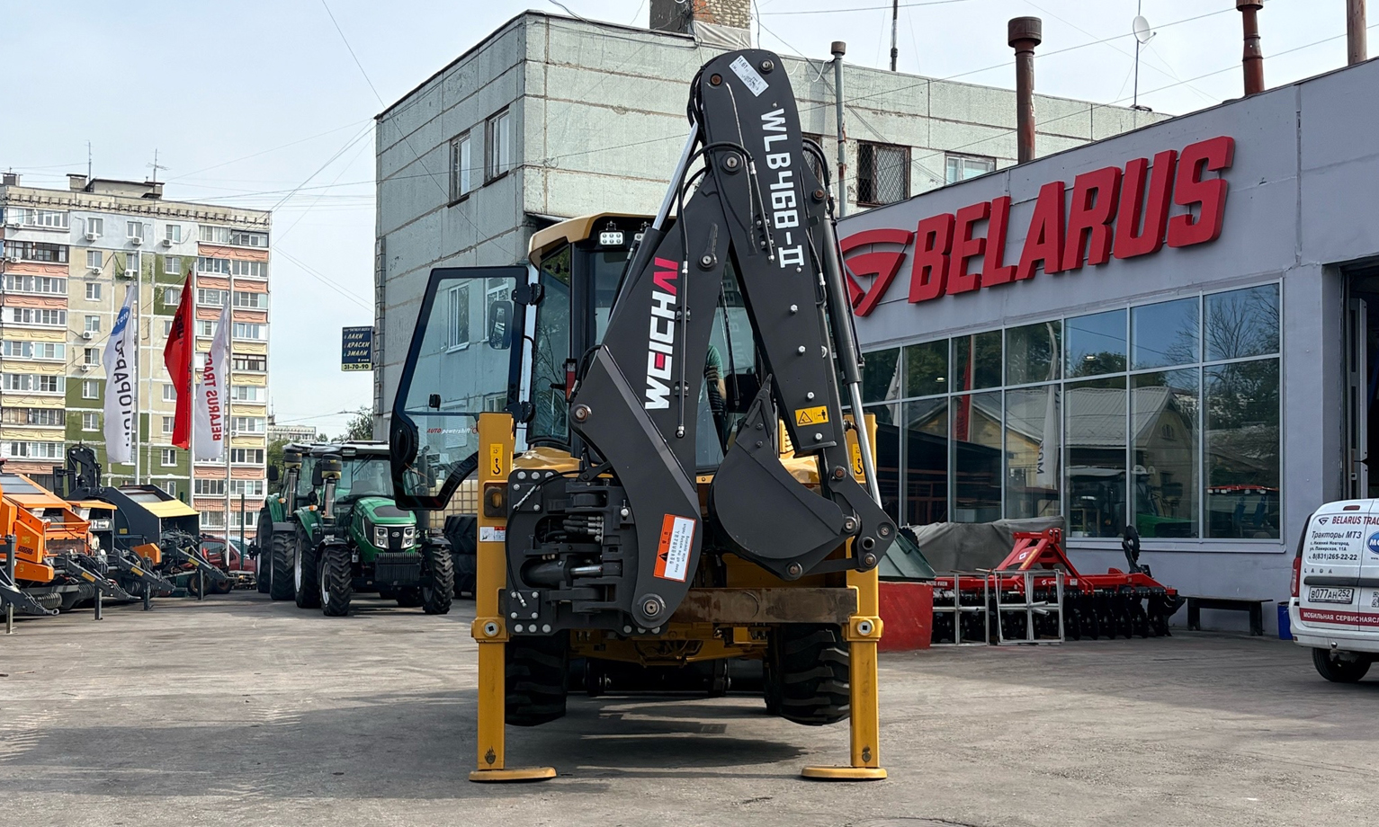 Экскаватор-погрузчик WEICHAI WLB468-II