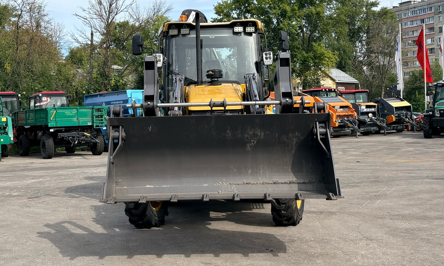 Экскаватор-погрузчик WEICHAI WLB468-II